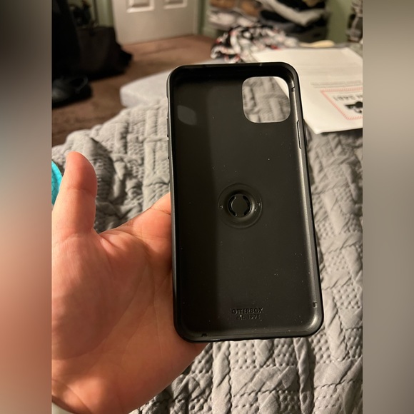 iPhone 11 Pro Max OtterBox Pop Socket Phone Case - Black - Picture 2 of 2